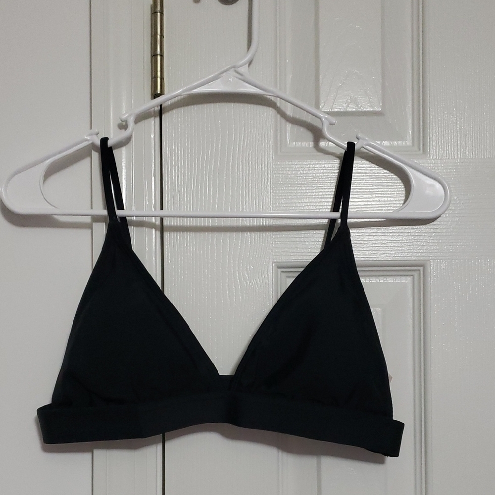 Black Deep V Triangle Bikini Top. Size: Large